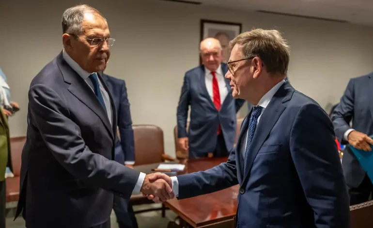 Erstes Treffen zwischen Wadephul und Lawrow seit Beginn des Ukraine-Krieges