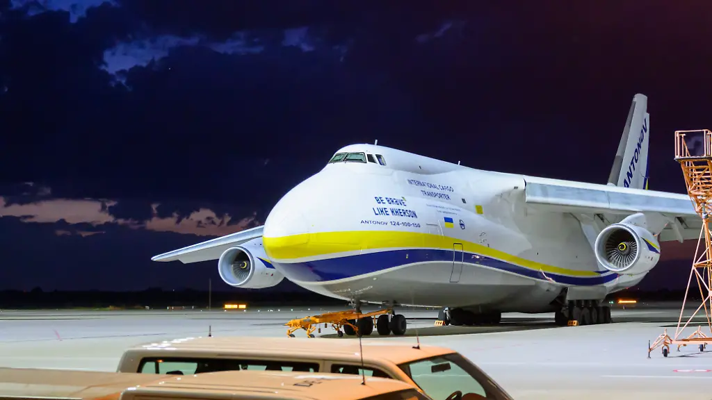 Anschlagsversuch auf ukrainische Frachtmaschine