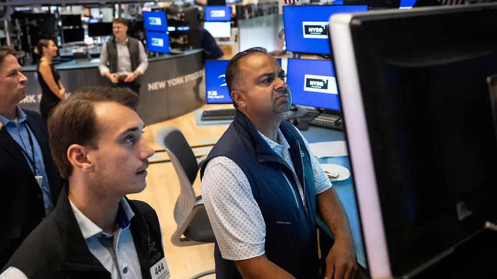Ölpreisanstieg und Zinserhöhungsaussichten belasten die Wall Street