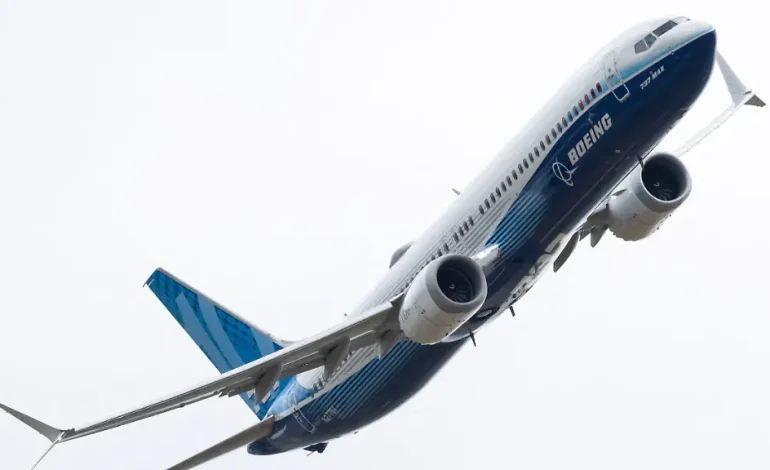 Boeing räumt Software-Fehler bei 737-Max ein: Lande-Navigation teils gestört