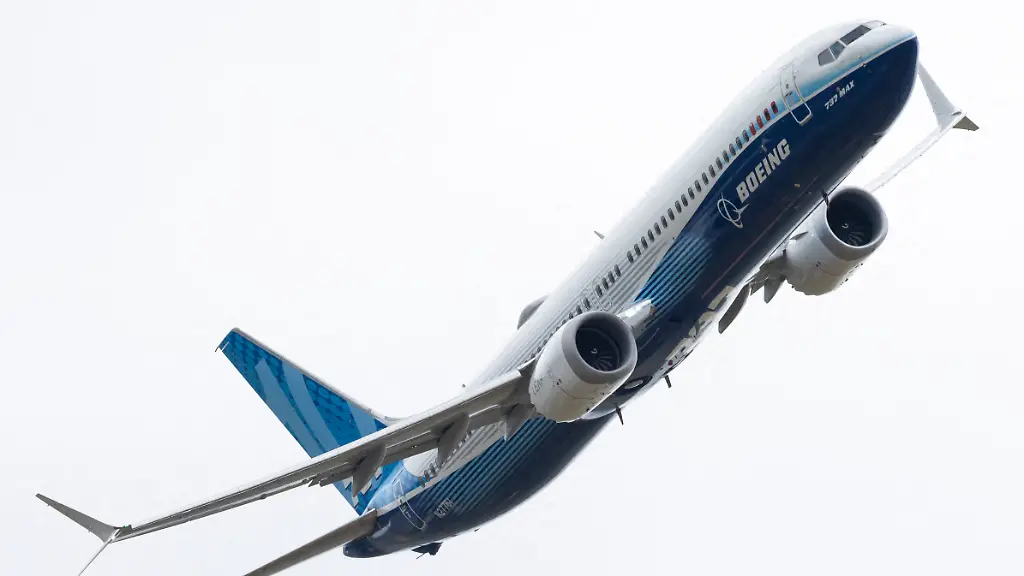 Boeing räumt Software-Fehler bei 737-Max ein: Lande-Navigation teils gestört