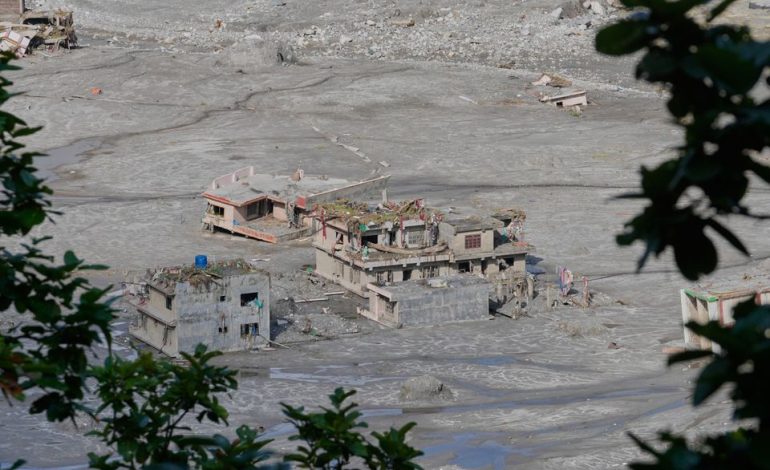 Verheerende Flutkatastrophe in Nepal: Ursachen und Folgen
