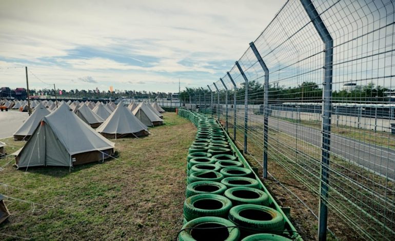 Luxuriöses Camping beim Glücksgefühle-Festival