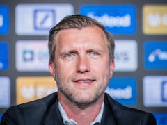 FC Augsburg überrascht Eintracht Frankfurt und übernimmt die Tabellenführung