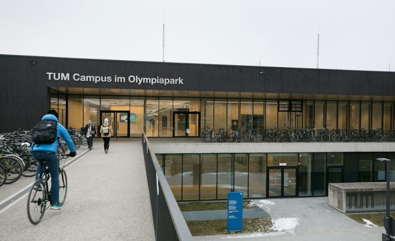 Ärztestreit am TUM-Sportcampus in München: Erneute Entlassung nach Gerichtsentscheid
