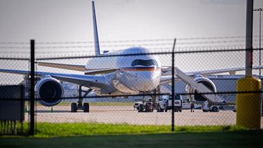 Finanzminister Klingbeil wegen Flugzeugschaden in den USA gestrandet