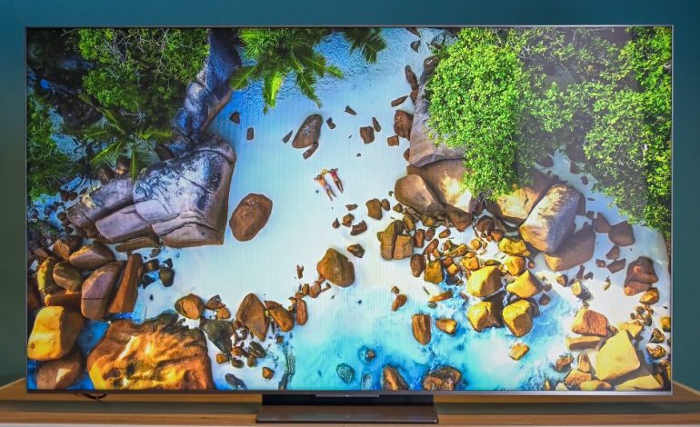 Großformatige Fernseher im Detail: 97 bis 115 Zoll