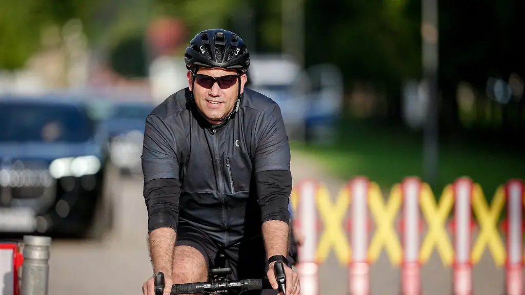 Verletzung von Lars Klingbeil: Kreuzbandriss beim Radtraining