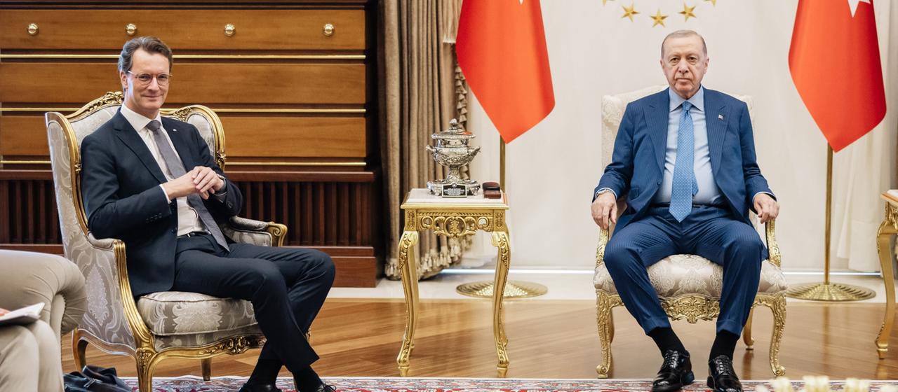 Wüst besucht Türkei und trifft Erdogan