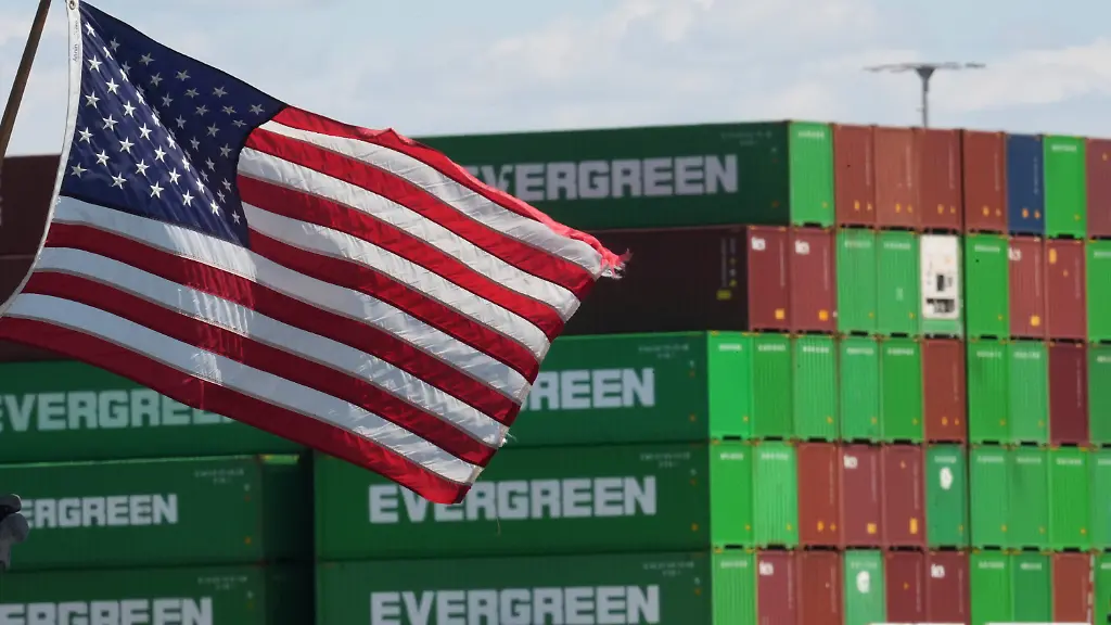 EU-Kommissar über Herausforderungen des Handelsabkommens mit Trump