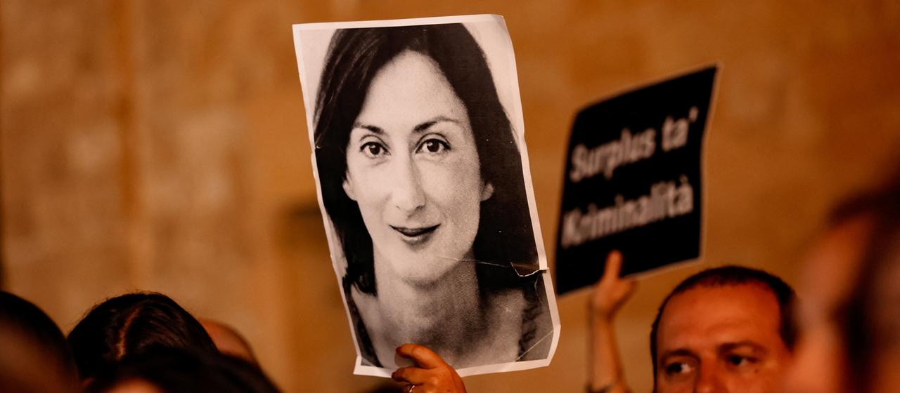 Freispruch im Mordfall Daphne Caruana Galizia: Ein kontroverses Urteil