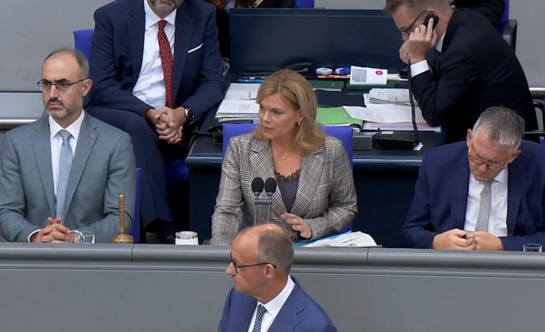 Klöckner droht AfD im Bundestag