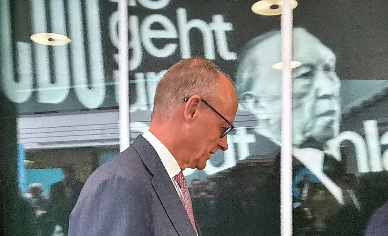 Union bleibt auf Umfragen-Tiefstand, AfD deutlich vorne