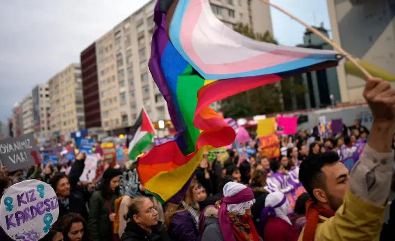 Razzia und Festnahmen bei LGBTQ-Vereinen in der Türkei