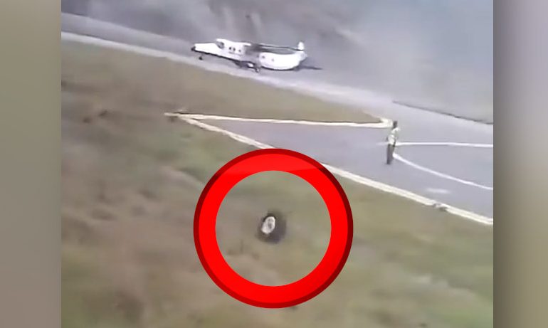 Flugzeug verliert Rad bei Landung in Nepal