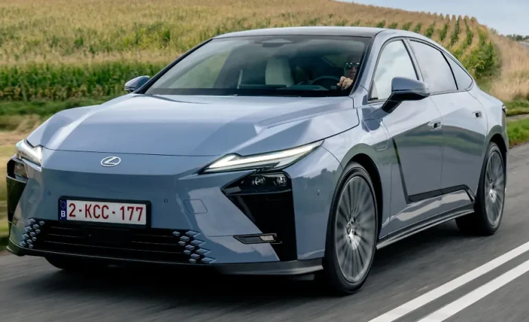 Lexus stellt neue Generation des ES vor: Zum ersten Mal auch elektrisch