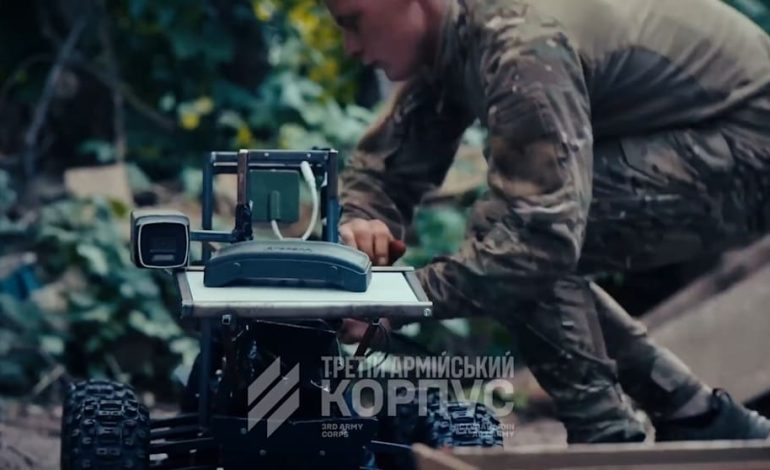 Neue Taktik gegen Putins Truppen: Kamikaze-Roboter rollen hinter russische Linien