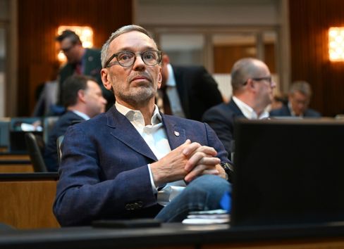 Herbert Kickls diskreter Auftritt bei der „Patrioten“-Fraktion