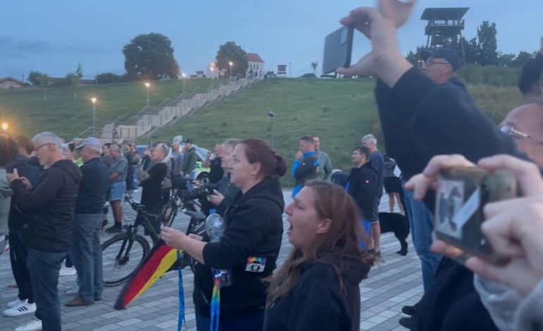 Proteste gegen Friedrich Merz bei Wahlkampfauftritt