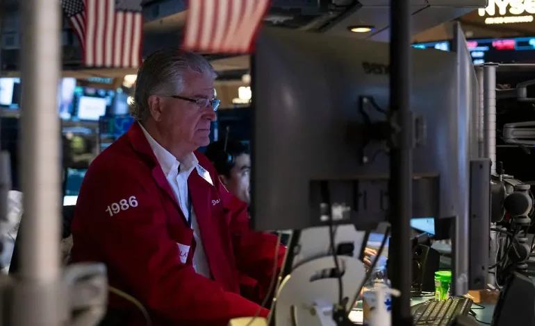 Wall Street im Minus: Starke Arbeitsmarktdaten machen US-Anlegern Sorgen