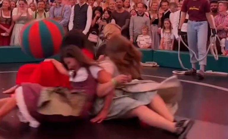 Grüne beim Oktoberfest: Ricarda Lang und das Teufelsrad