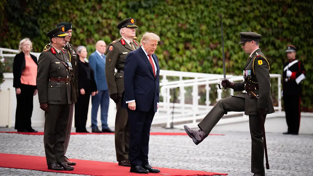 Trump löst mit Wiedervereinigungsaussage in Irland Diskussionen aus