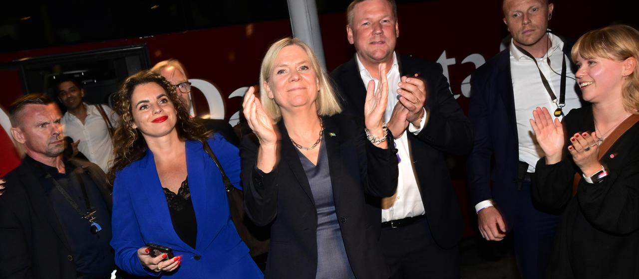 Wahl in Schweden: Prognosen sehen Mitte-Links-Parteien vorn