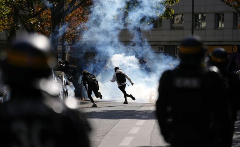 Proteste und Gewalt an Schulen in Frankreich