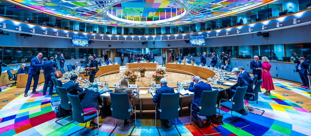 Debatten um das EU-Budget: Sparen oder Ausgeben?