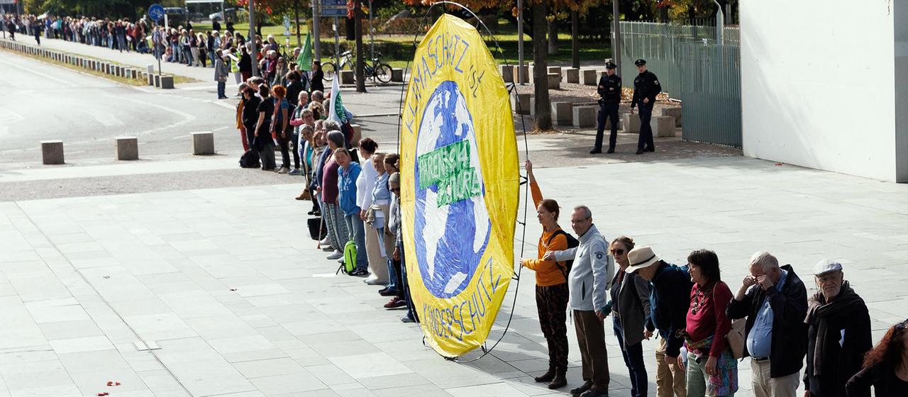 Demonstrationen für Klimaschutz in über 100 Städten