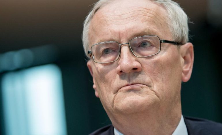 Entscheidung über U-Haft für Ex-BND-Chef Hanning
