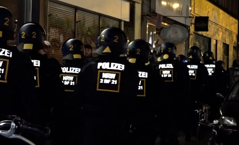 Krawall-Nacht vor dem Einheitstag