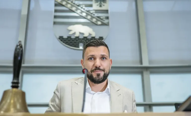 BMW zieht Dienstwagen für AfD-Landtagspräsidenten zurück