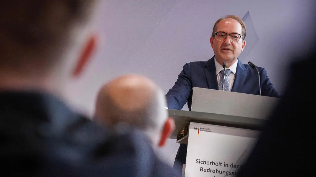 Minister Dobrindt warnt vor verstärkter Bedrohung durch Schattenkriege