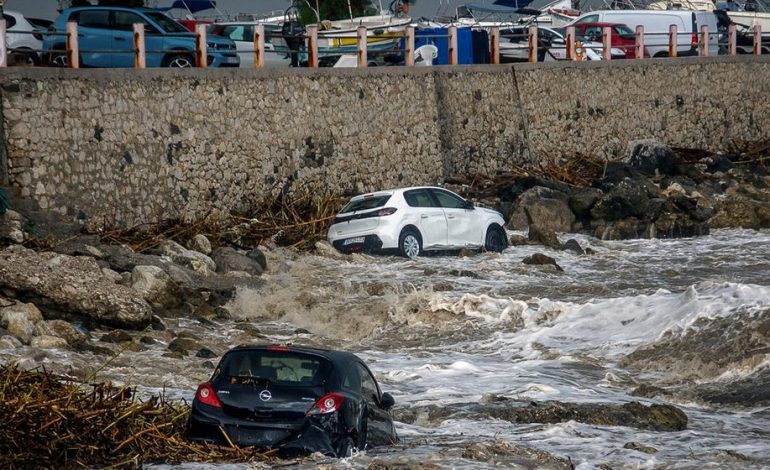 Schwere Schäden nach Unwetter auf Rhodos