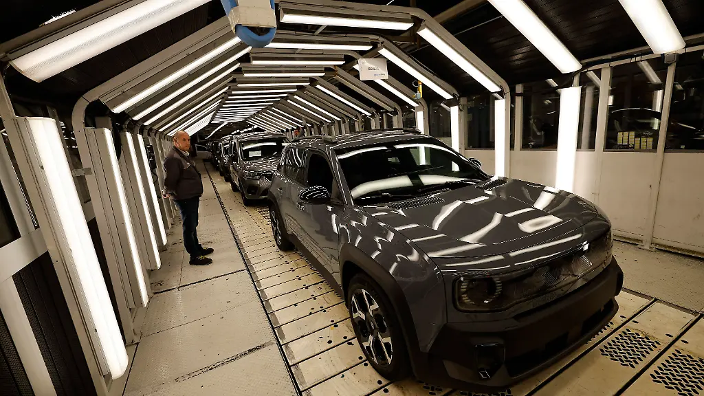 Renaults Strategische Investitionen in Elektroautos und die Herausforderungen