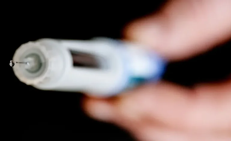 Studie zeigt häufige Nagel- und Haarprobleme bei Verwendung von Abnehmspritzen