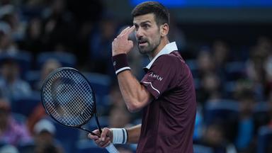 Djokovic im Finale von Peking nach Medwedew Disqualifikation