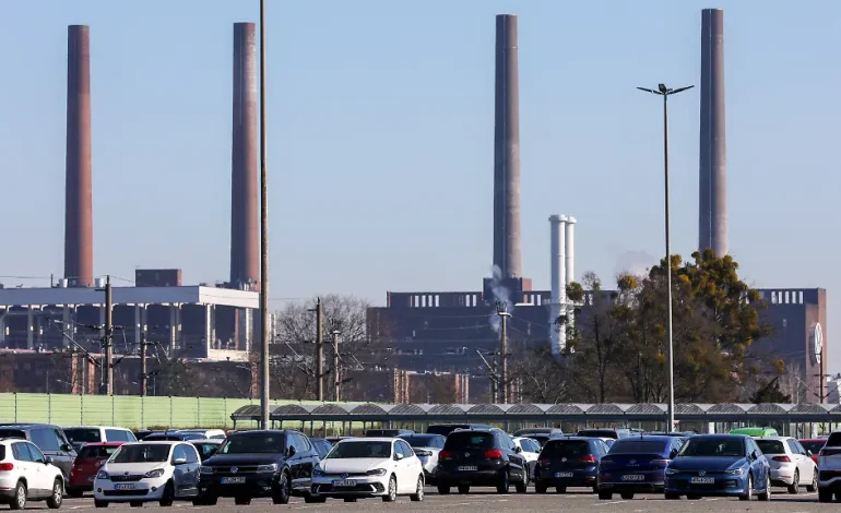 VW-Chef fordert politische Unterstützung angesichts der Absatzflaute