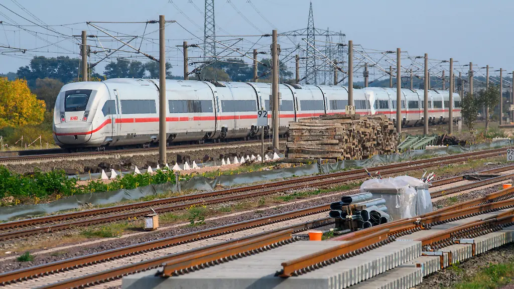 Koalitionsantrag für Ausbau der Bahnstrecke Hamburg-Hannover im Bundestag