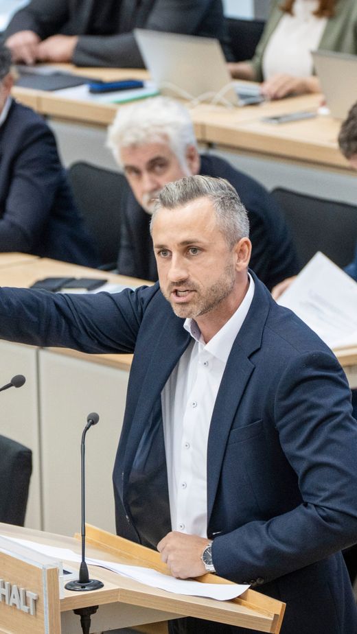 Erste Sitzung im AfD-geführten Landtag von Sachsen-Anhalt