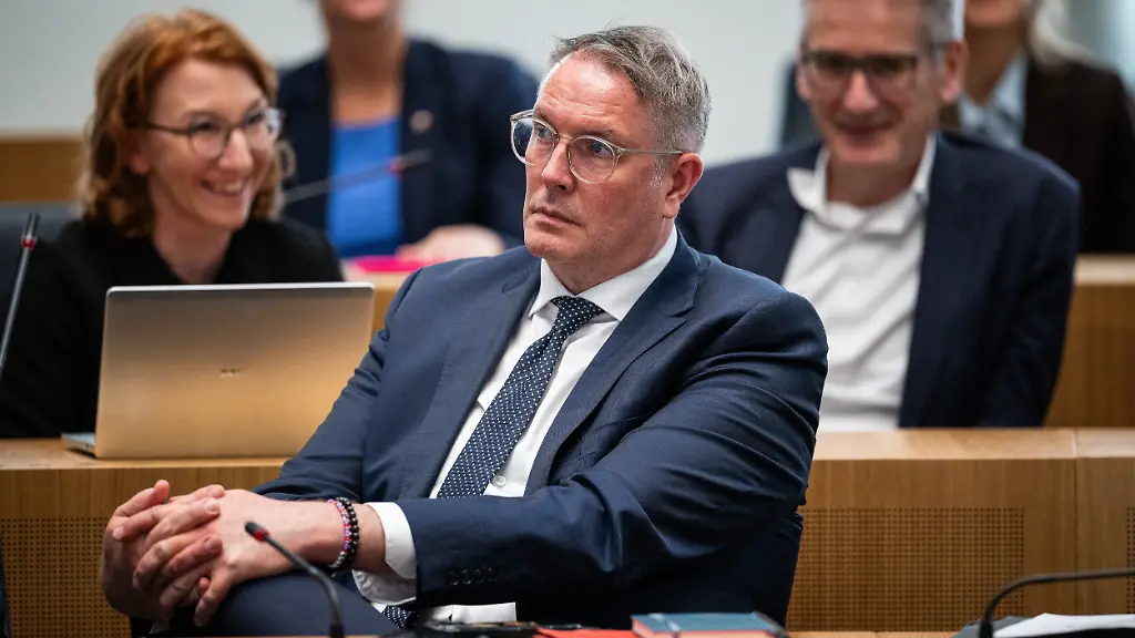 Schweitzer wird neuer Bundesarbeitsminister