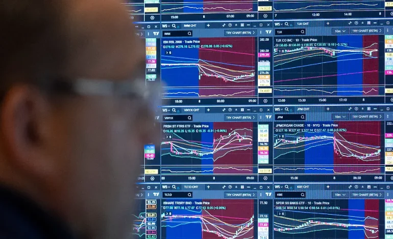 Geopolitische und wirtschaftliche Unsicherheiten beeinflussen Wall Street vor Quartalsberichten
