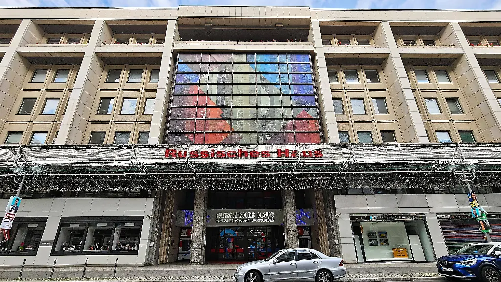 Ermittlungen gegen das Russische Haus in Berlin wegen Sanktionsverstößen