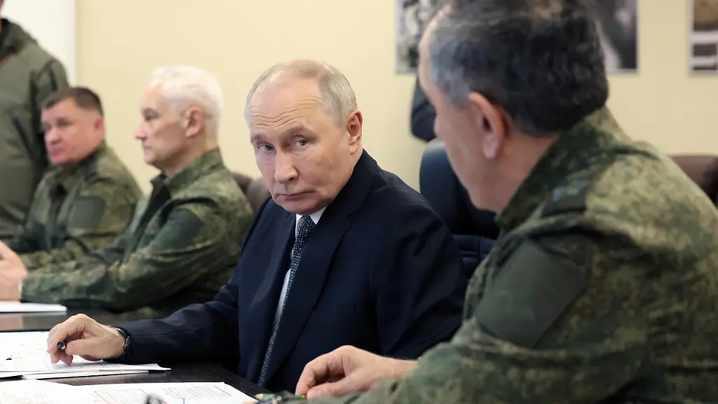 Putin verspricht Teheran Unterstützung bei Friedensbemühungen