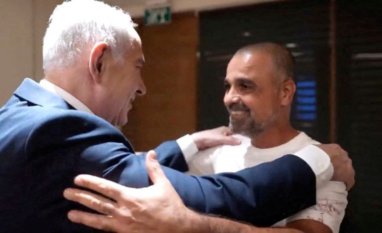 Netanyahu trifft Helden des verhinderten Flugs FZ1073