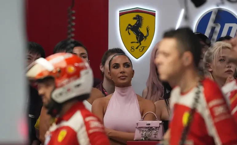 Kim Kardashian im Formel-1-Fahrerlager: Besuch in Singapur