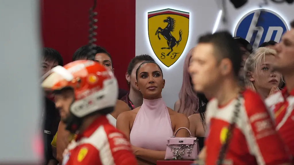 Kim Kardashian im Formel-1-Fahrerlager: Besuch in Singapur