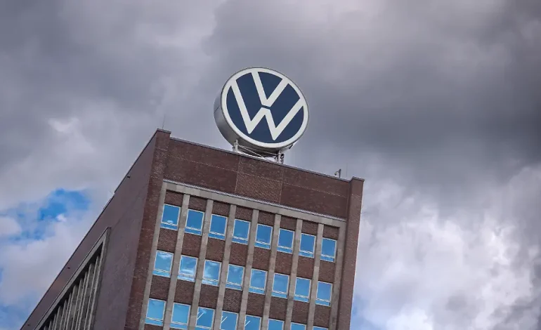 Was der Tarif-Hammer bei VW für die Beschäftigten bedeutet
