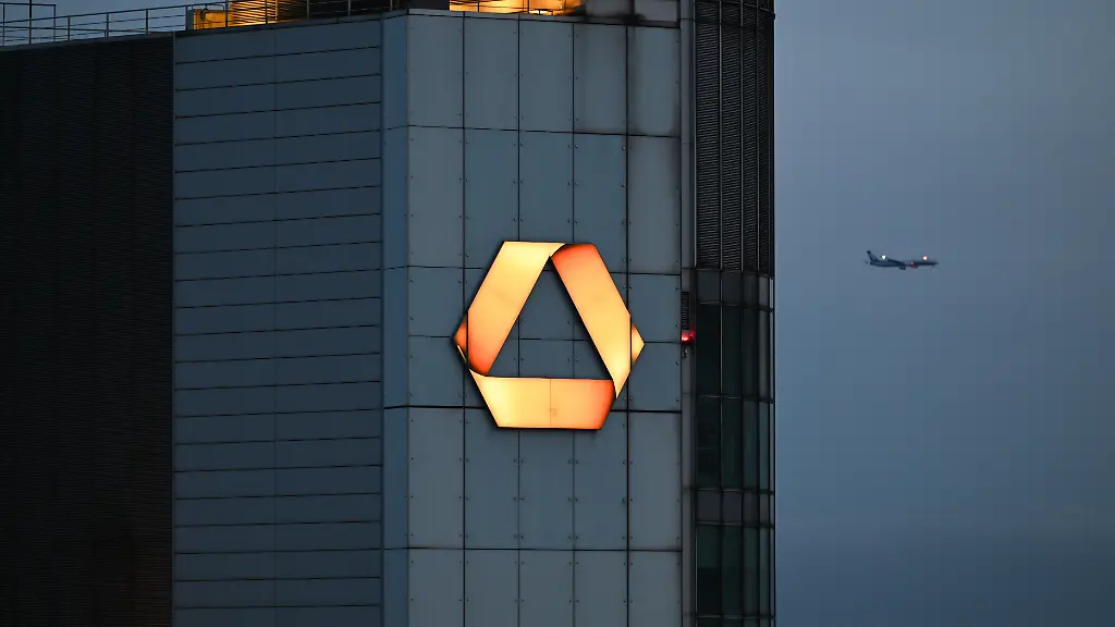 Übernahme der Commerzbank durch Unicredit genehmigt